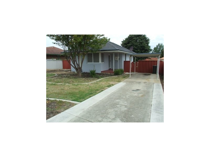 16 Findon Crescent, Westminster WA 6061