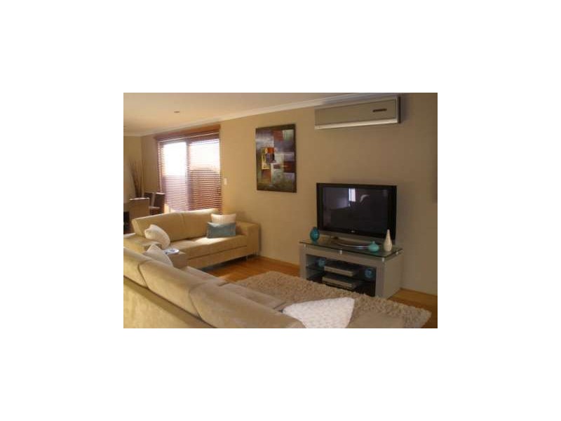 73A Gungurru Avenue, Hocking WA 6065