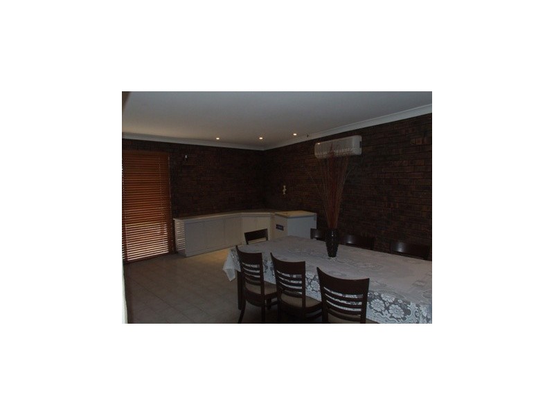 8 Topeka Place, Wanneroo WA 6065