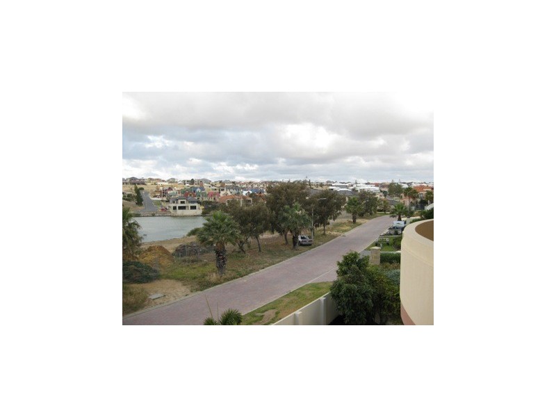 20 Clarecastle Retreat, Mindarie WA 6030