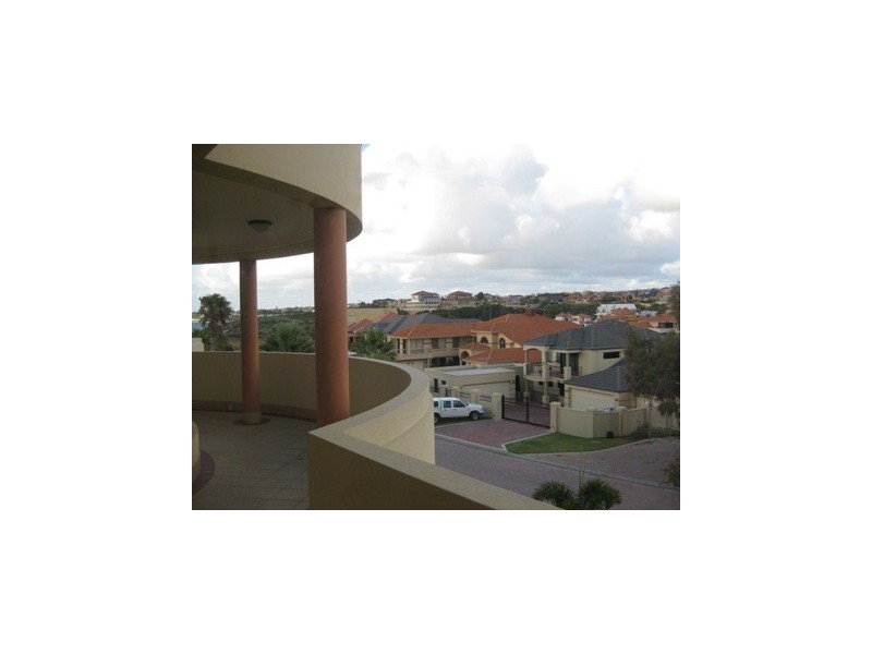 20 Clarecastle Retreat, Mindarie WA 6030