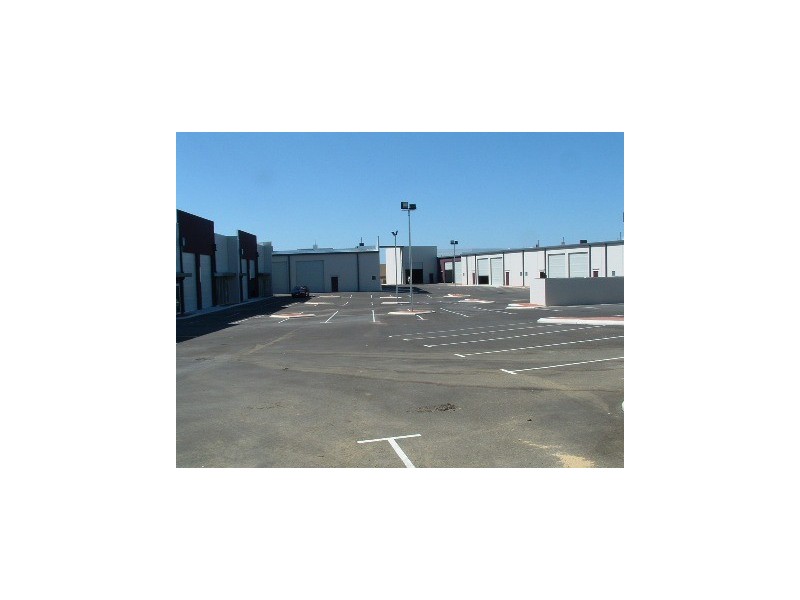 16/9 Inspiration Drive, Wangara WA 6065