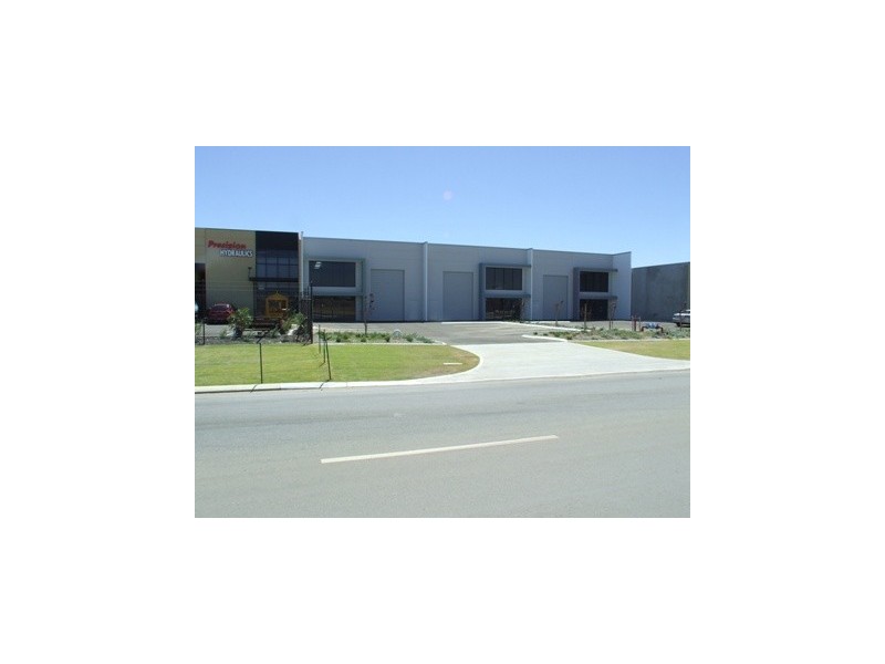 2/17 Prestige Parade, Wangara WA 6065