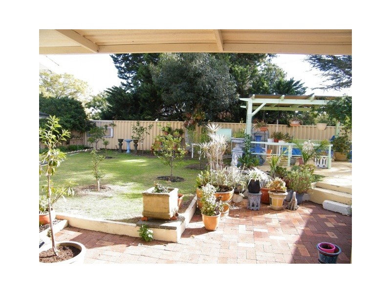 3b Muskoka Avenue, Wanneroo WA 6065