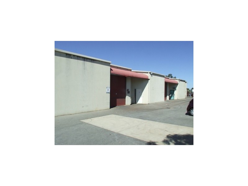 9/12 Paramount Drive, Wangara WA 6065
