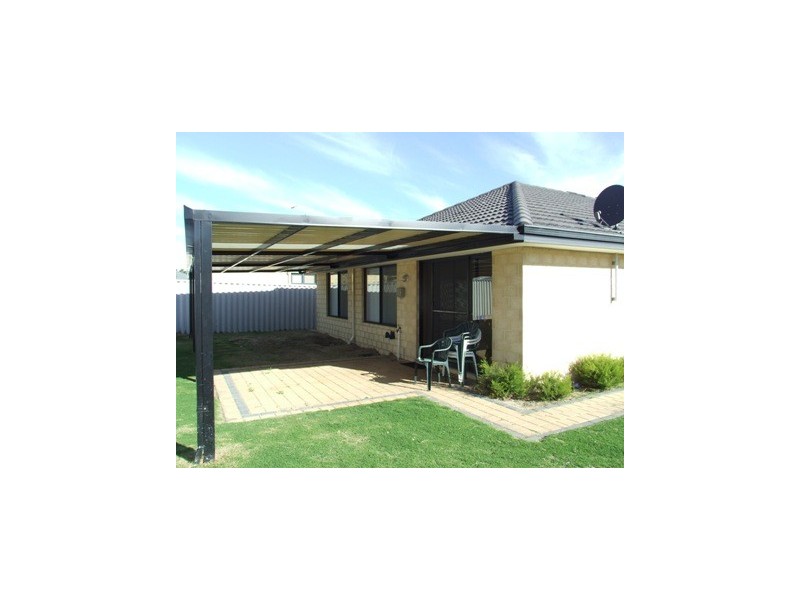 9 Kurnalpi Turn, Wanneroo WA 6065