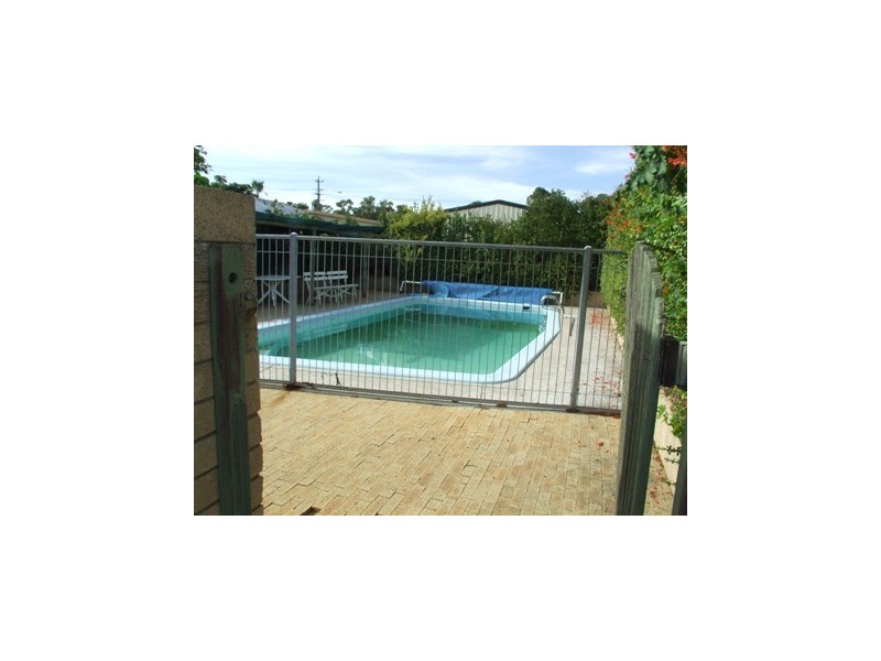 32 Winship Avenue, Wanneroo WA 6065