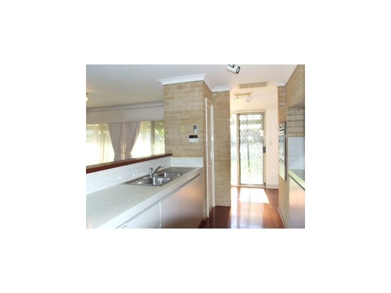 249 Eddystone Avenue, Beldon WA 6027