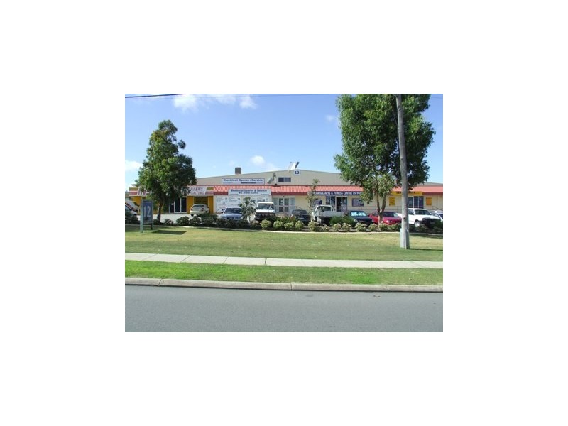 2/12 Buckingham Drive, Wangara WA 6065