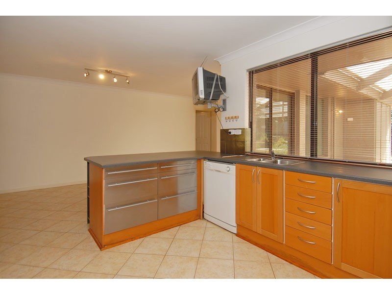 9 Homestead Gardens, Edgewater WA 6027