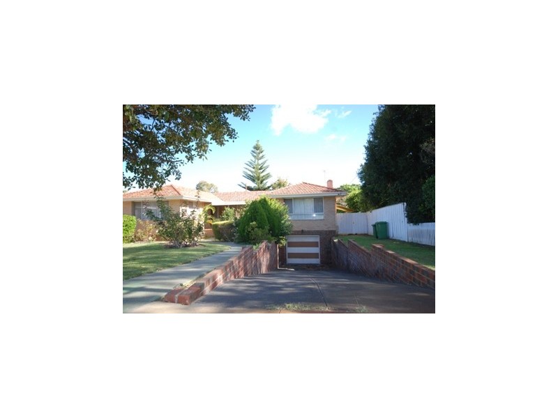 11 Clanmel Road, Floreat WA 6014