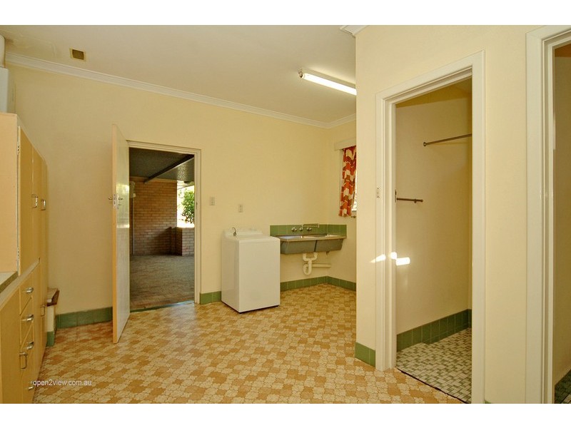 11 Clanmel Road, Floreat WA 6014