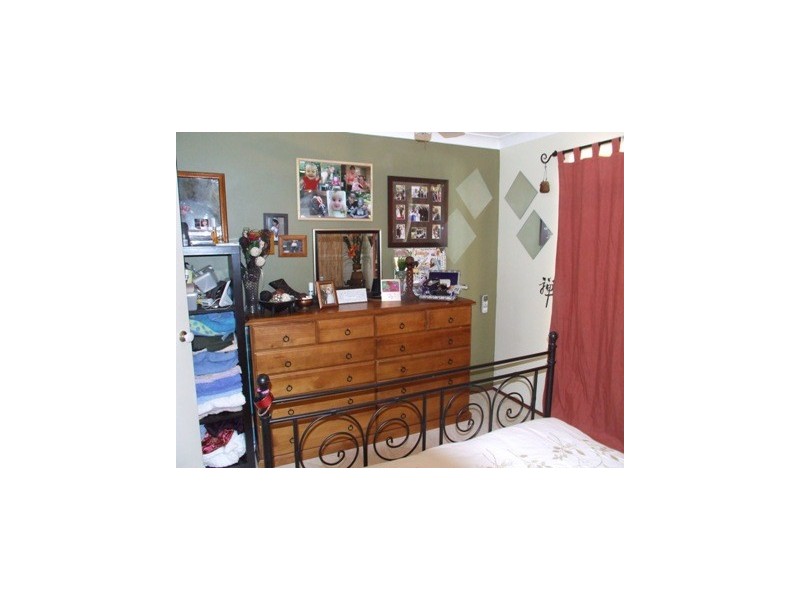 9 Greenfields Circle, Hocking WA 6065