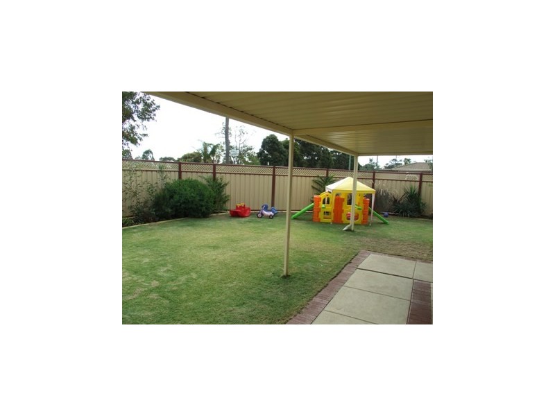 9 Greenfields Circle, Hocking WA 6065