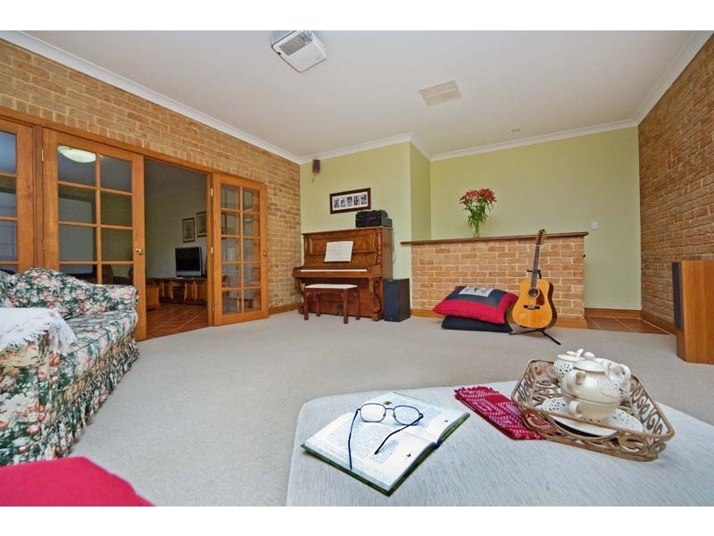 5 Primula Court, Woodvale WA 6026