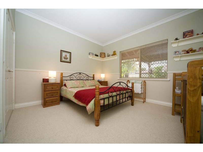 5 Primula Court, Woodvale WA 6026