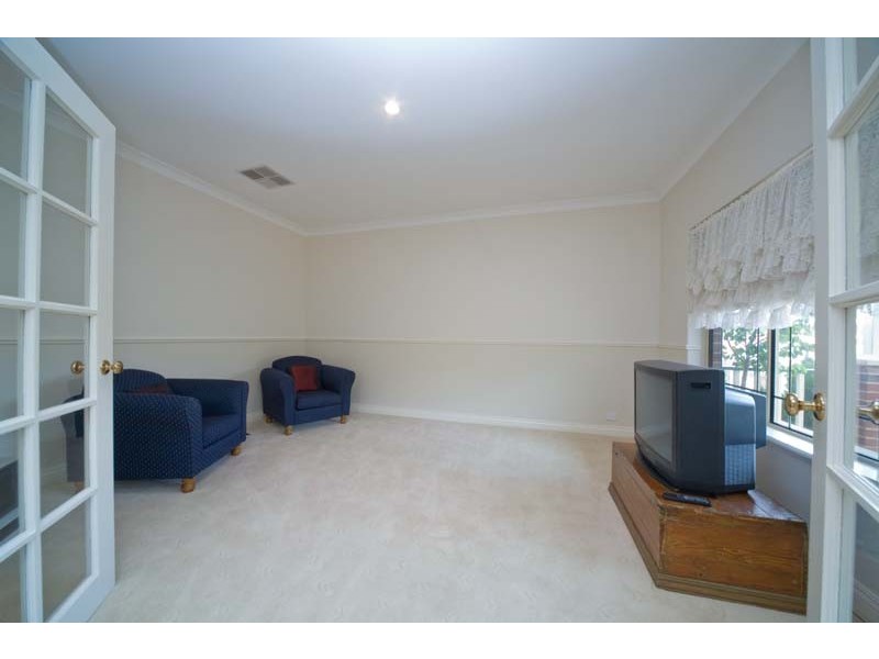 5 Primula Court, Woodvale WA 6026