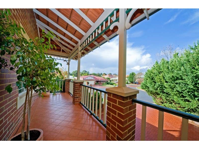 5 Primula Court, Woodvale WA 6026