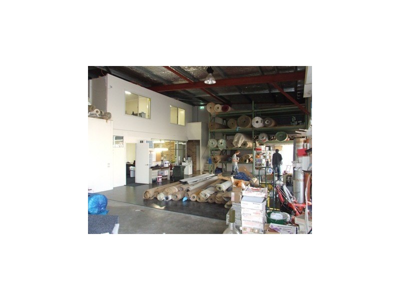 2/631 Wanneroo Road, Pearsall WA 6065