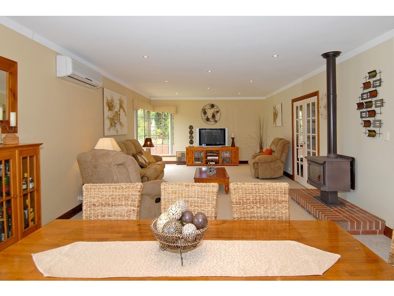 194 Badgerup Road, Gnangara WA 6065