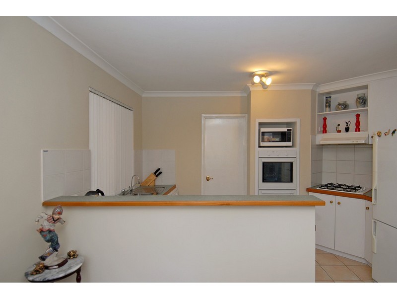 1 Henley Street, Como WA 6152