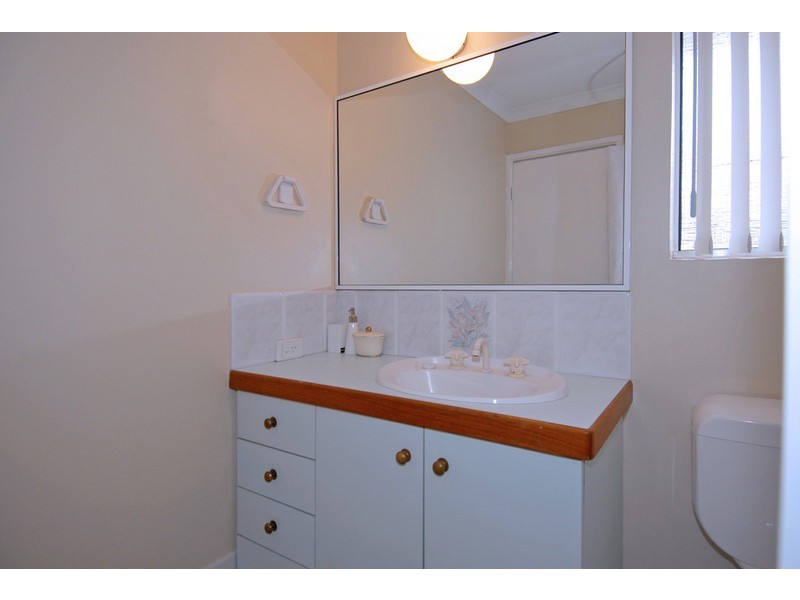 1 Henley Street, Como WA 6152