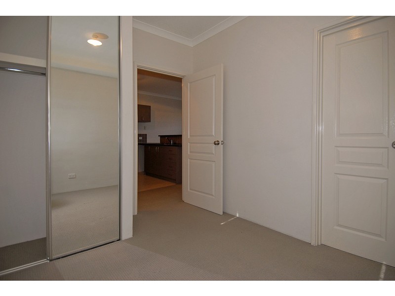 4/22 Grand Boulevard, Joondalup WA 6027