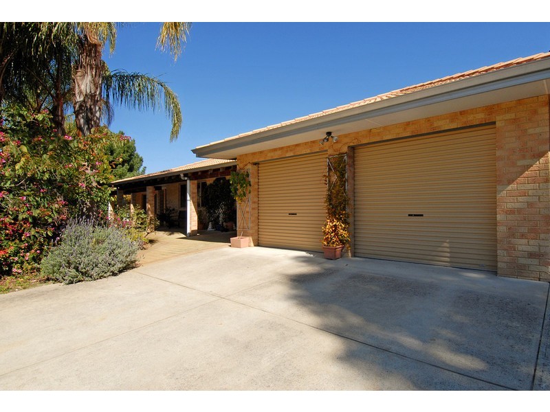 52 Timely Hostess Mews, Mariginiup WA 6065