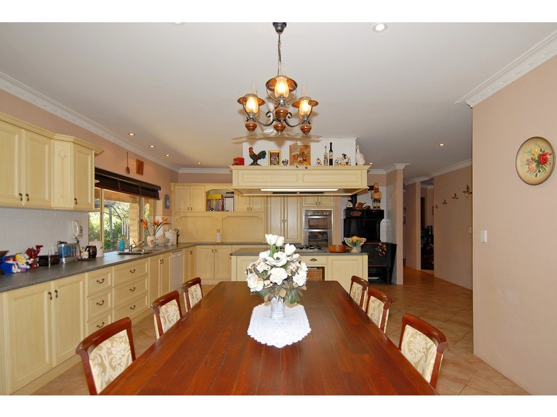 52 Timely Hostess Mews, Mariginiup WA 6065