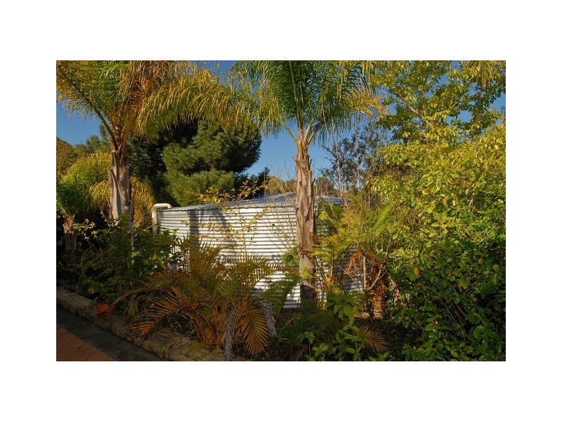 52 Timely Hostess Mews, Mariginiup WA 6065