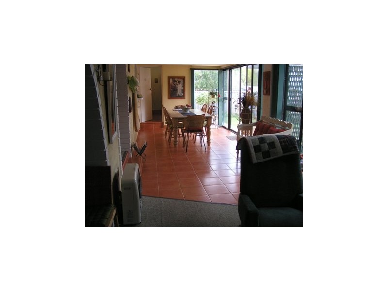 3 Gnobar Way, Mullaloo WA 6027