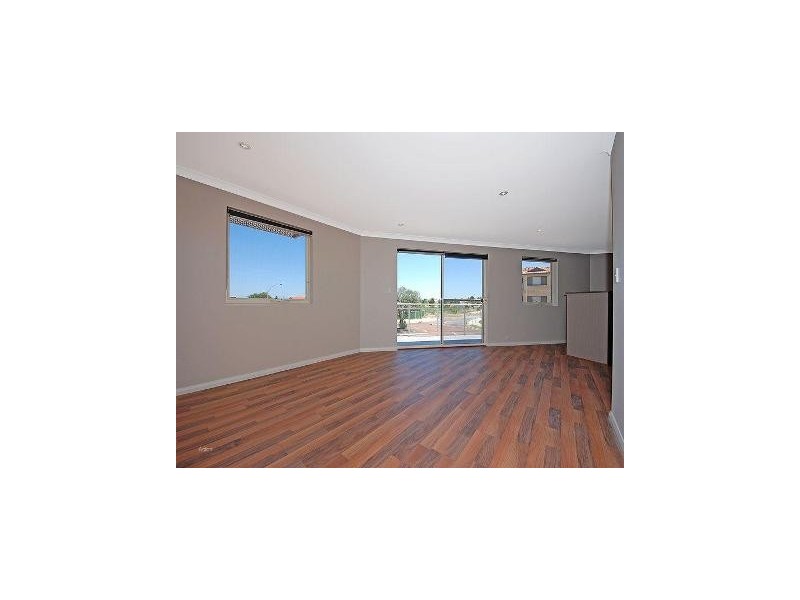 4/36 Currambine Boulevard, Currambine WA 6028