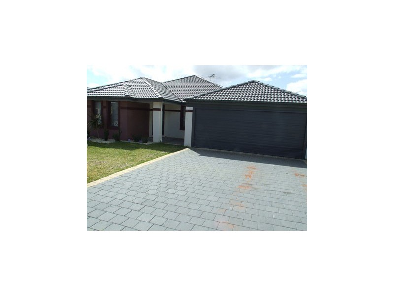 4 Basico Avenue, Sinagra WA 6065