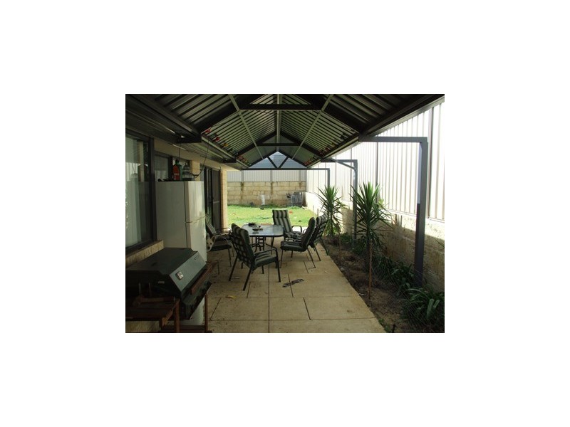 4 Basico Avenue, Sinagra WA 6065