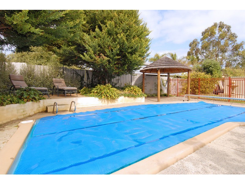 6 Gregory Avenue, Padbury WA 6025