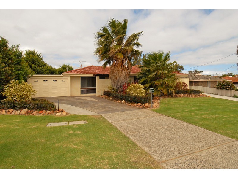 6 Gregory Avenue, Padbury WA 6025