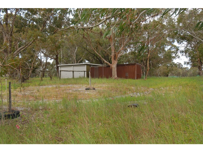 15 Dempster Place, Mariginiup WA 6065