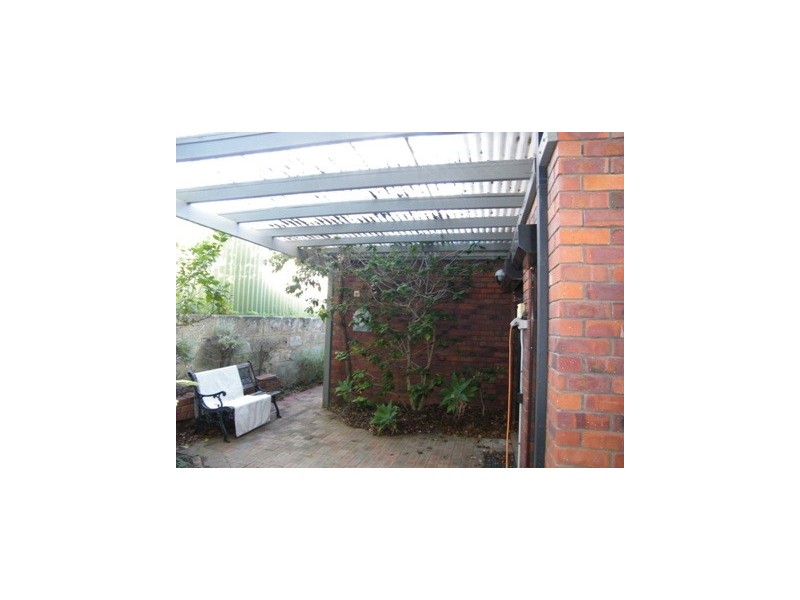 17 Contour Drive, Mullaloo WA 6027