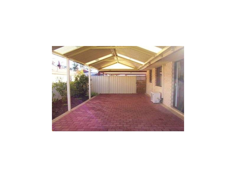 7 Carpenter Chase, Wanneroo WA 6065