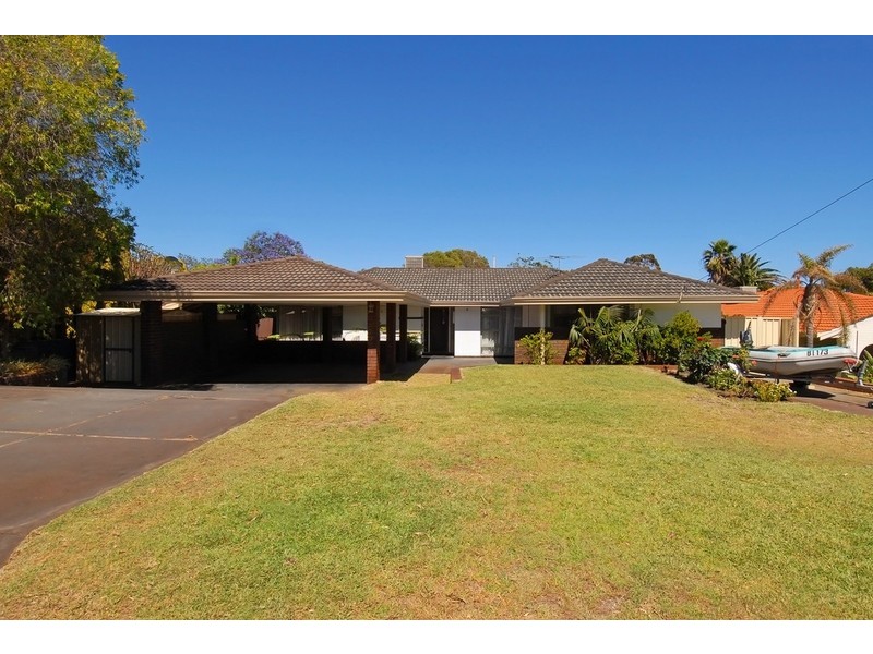 10 Dunster Street, Karrinyup WA 6018