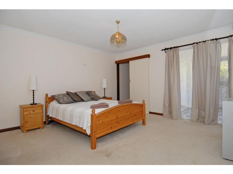 10 Dunster Street, Karrinyup WA 6018