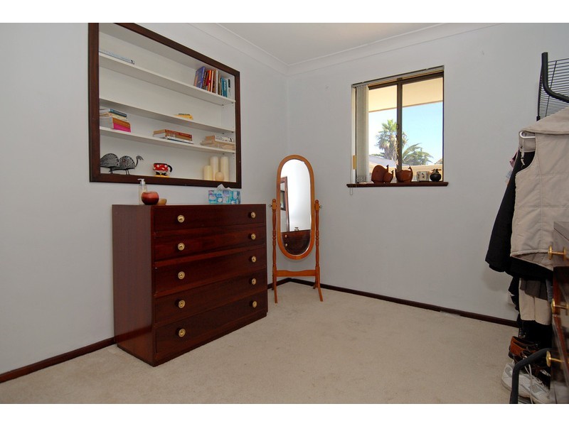 10 Dunster Street, Karrinyup WA 6018