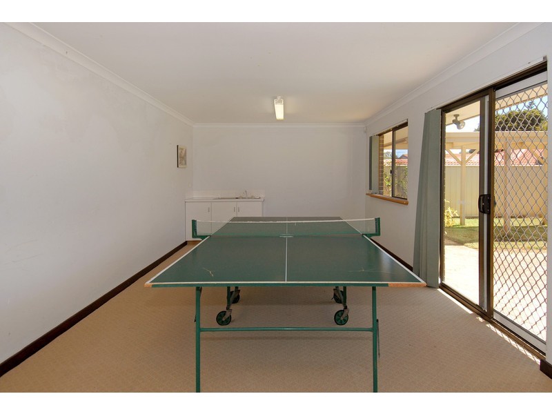 10 Dunster Street, Karrinyup WA 6018