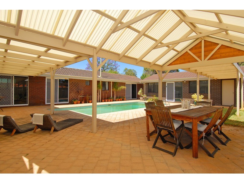 10 Dunster Street, Karrinyup WA 6018