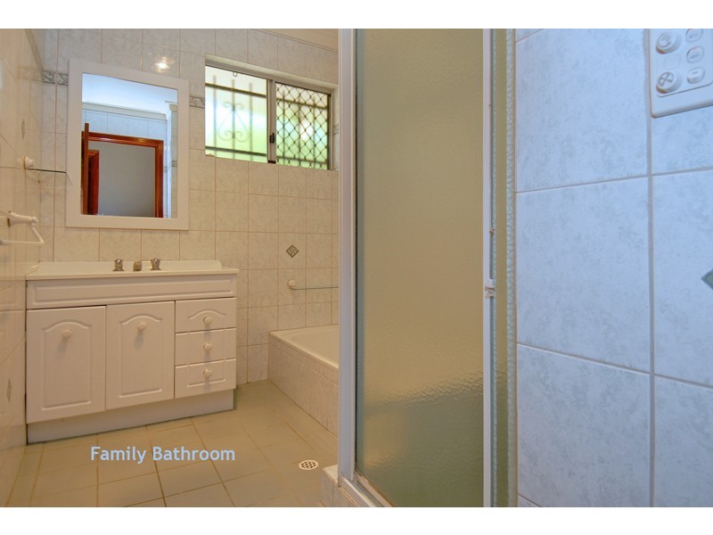 24 Emerald Way, Edgewater WA 6027