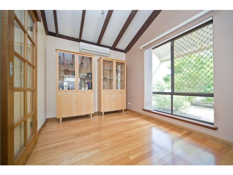 10 Harvest Loop, Edgewater WA 6027