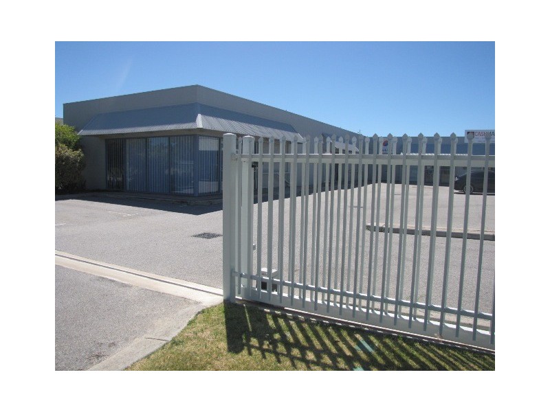 5/7 Cessnock Way, Rockingham WA 6168