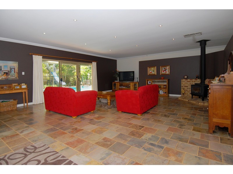 540 Neaves Road, Mariginiup WA 6065