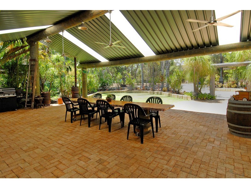 540 Neaves Road, Mariginiup WA 6065