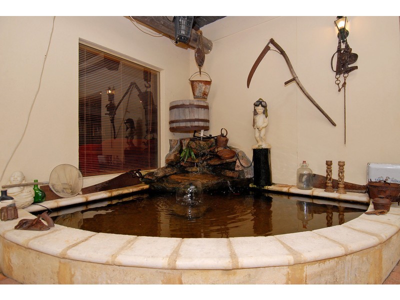 540 Neaves Road, Mariginiup WA 6065